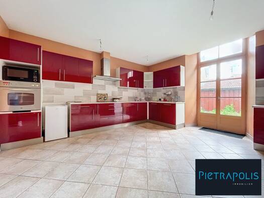 Maison à vendre 135 000 € 5 pièces 3 chambres 122 m² 140 m² de terrain Biesles 52340