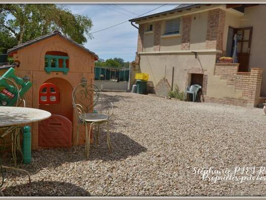 Maison de plain-pied à vendre 99 999 € 4 pièces 2 chambres 126,57 m² 609 m² de terrain Ivoy-le-Pré 18380