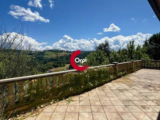Appartement à vendre 255 000 € 4 pièces 3 chambres 127 m² RDC/1 Estressin Vienne 38200