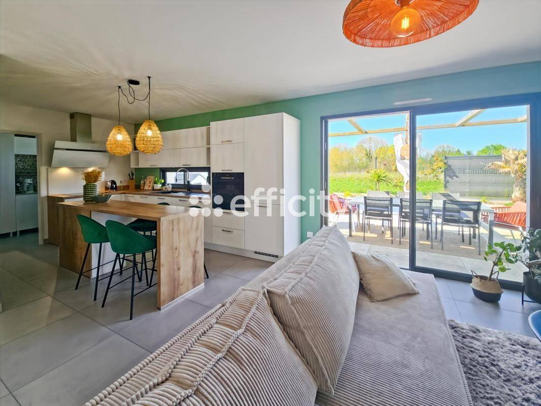 Maison à vendre, 98m², SURGERES