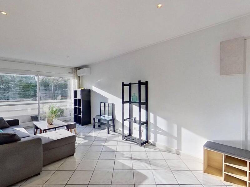 Maison à louer, 53m², LYON 8E