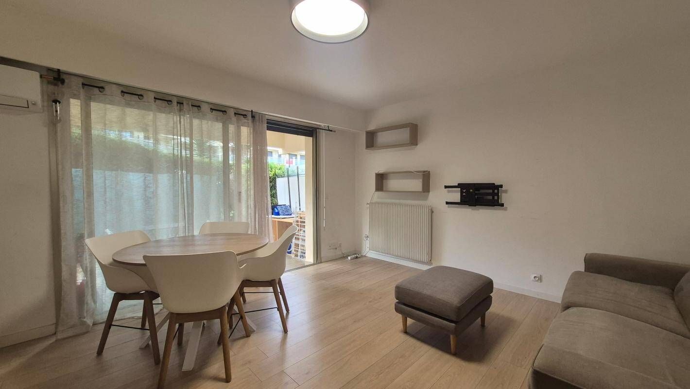 Maison à louer, 26m², ANTIBES