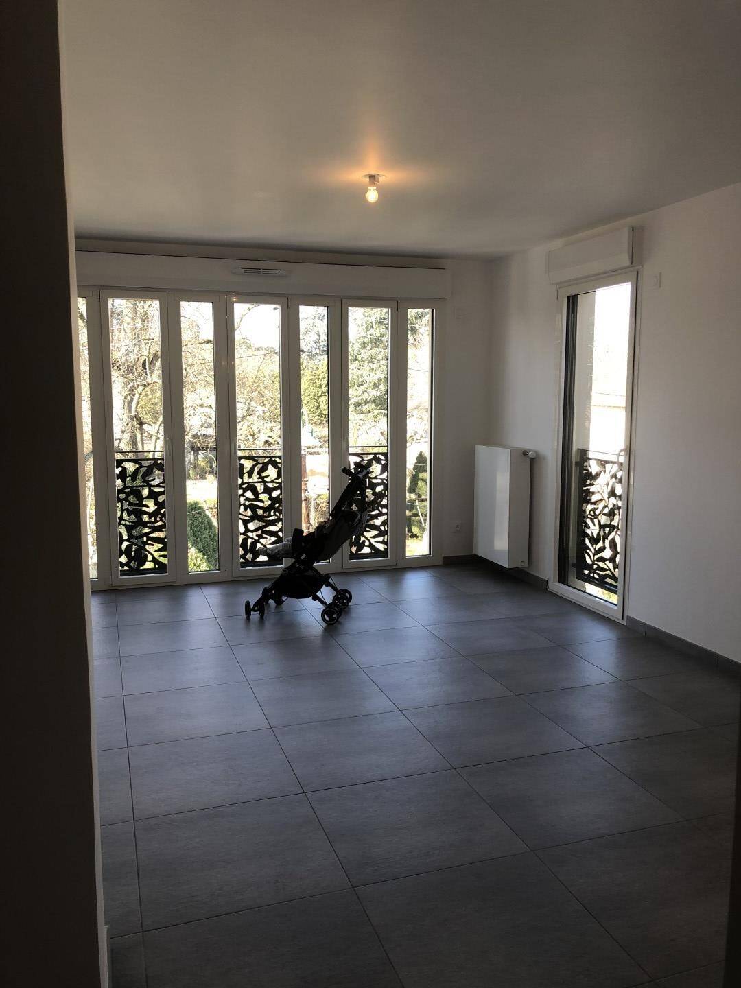 Maison à louer, 49m², TASSIN LA DEMI LUNE
