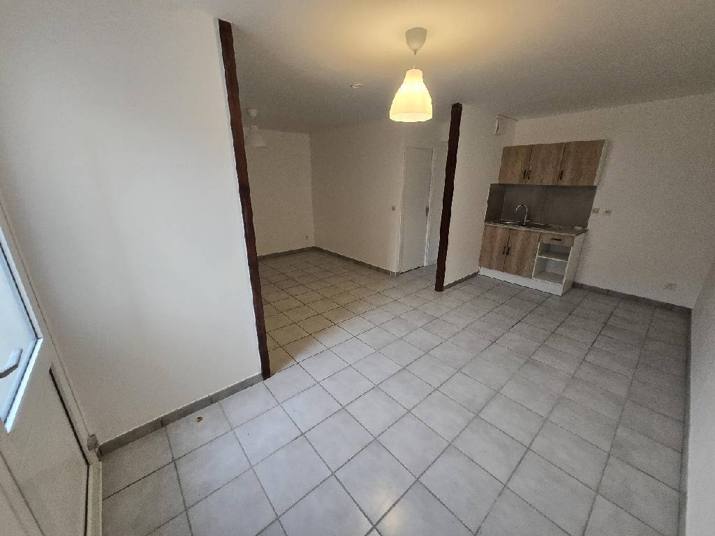Maison à louer, 30m², NANTEUIL LES MEAUX