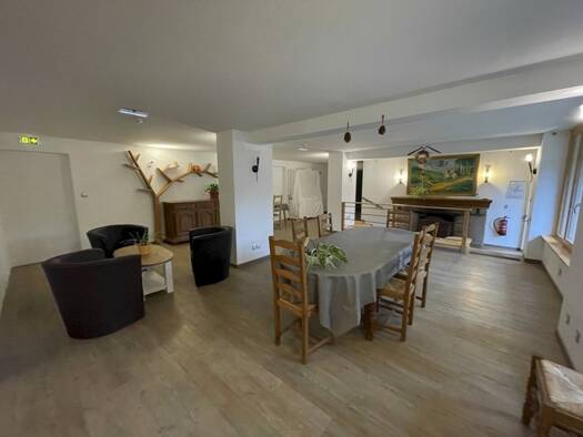 Appartement à vendre 294 000 € 4 pièces 2 chambres 141,3 m² Gérardmer 88400