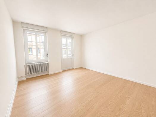 Appartement à vendre 274 500 € 3 pièces 2 chambres 71,05 m² Étage 3/4 Gare Centre Strasbourg 67000