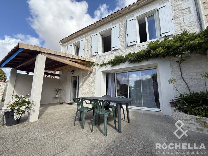 Maison à vendre, 126m², SURGERES