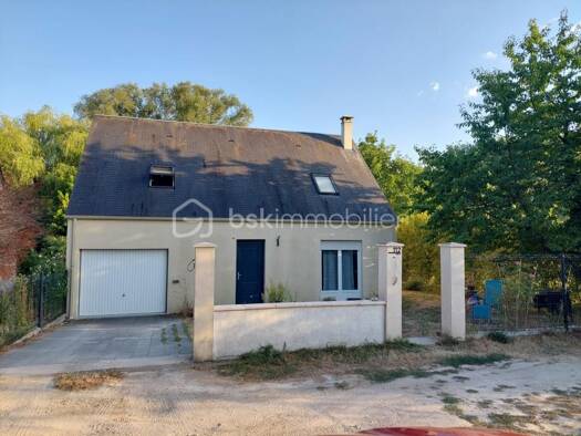 Maison à vendre 261 000 € 7 pièces 5 chambres 113 m² 942 m² de terrain Artannes-sur-Indre 37260