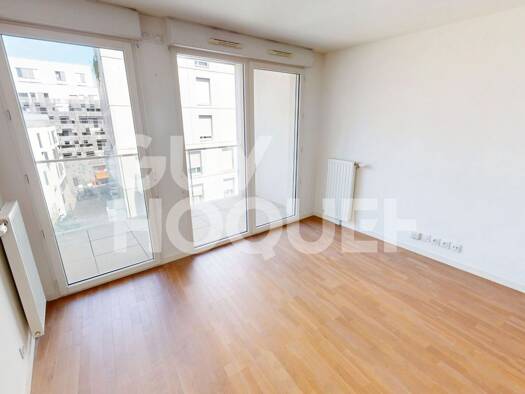 Appartement à vendre 289 000 € 3 pièces 2 chambres 57,66 m² Étage 5/7 Ivry Port Centre Ivry-sur-Seine 94200