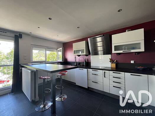Appartement à vendre 218 000 € 3 pièces 2 chambres 71,26 m² 5 étages Les Ebisoires Plaisir 78370