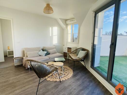 Appartement à louer 915 € 2 pièces 1 chambre 38 m² Étage 2/2 Coupvray 77700