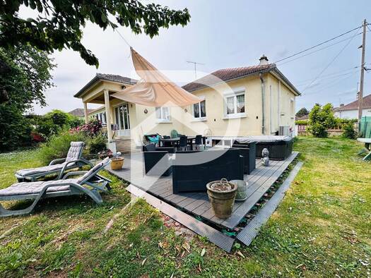 Maison de plain-pied à vendre 183 000 € 4 pièces 3 chambres 75 m² 431 m² de terrain Saint Just en Chaussee 60130