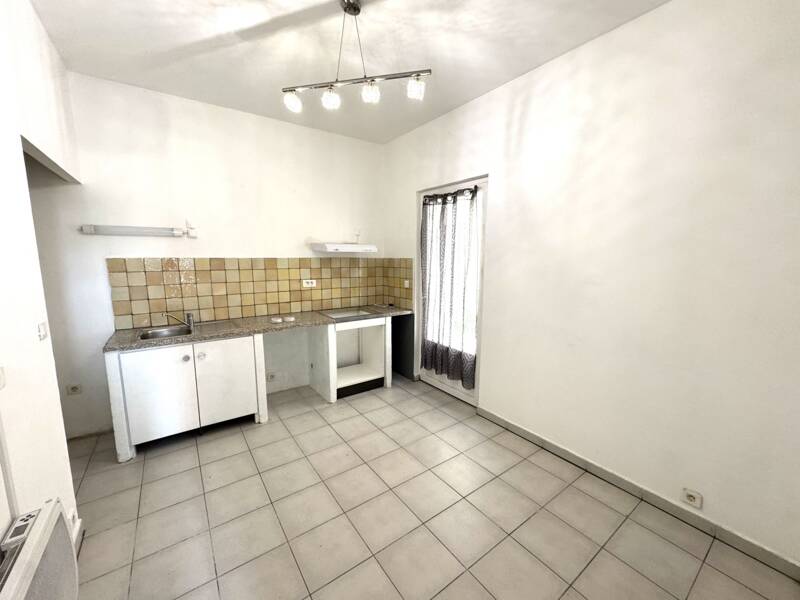 Maison à louer, 23m², ROQUEFORT LA BEDOULE