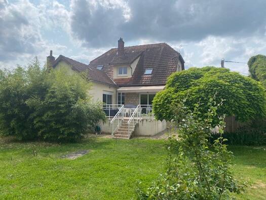 Maison à vendre 315 000 € 7 pièces 5 chambres 172 m² 1 720 m² de terrain Sens 89100