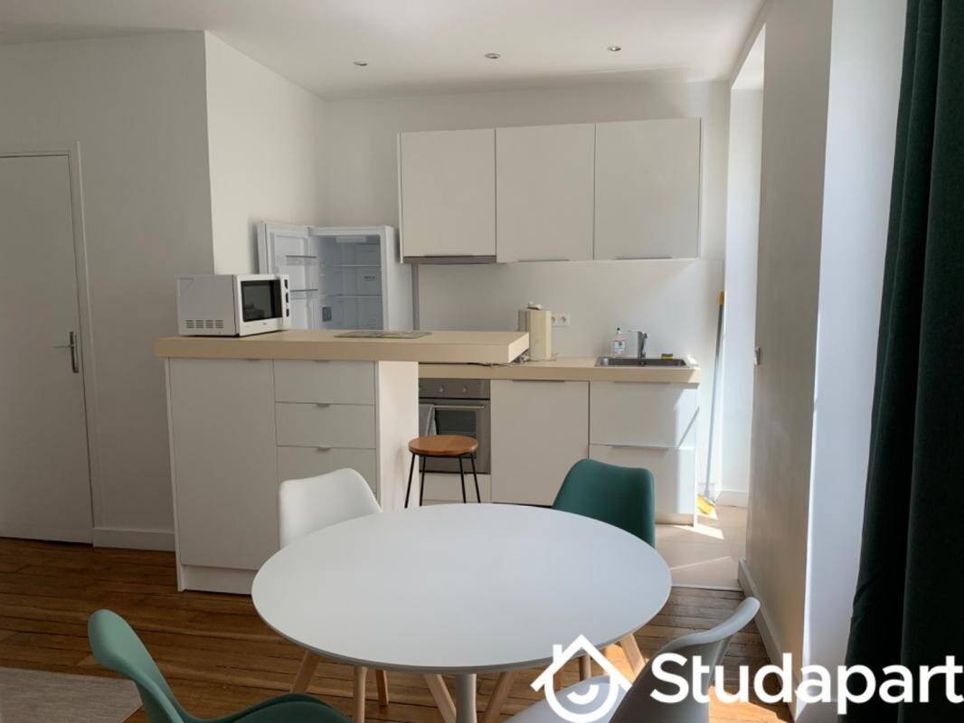 Maison à louer, 44m², LEVALLOIS PERRET