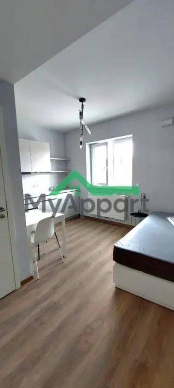 Maison à louer, 17m², IVRY SUR SEINE