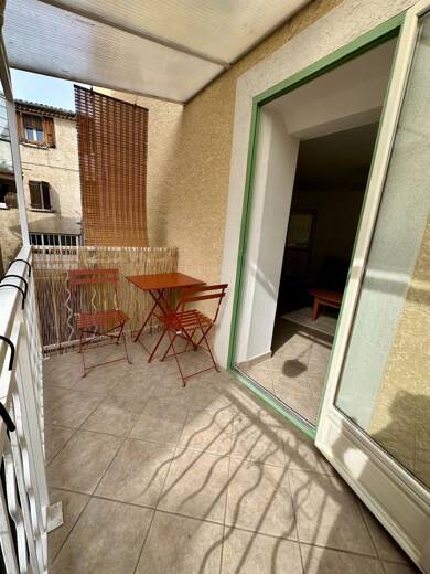 Maison à louer 730 € 4 pièces 2 chambres 58 m² Volonne 04290