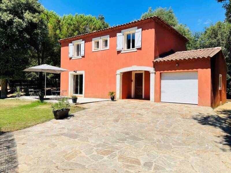 Maison à louer, 115m², BORMES LES MIMOSAS