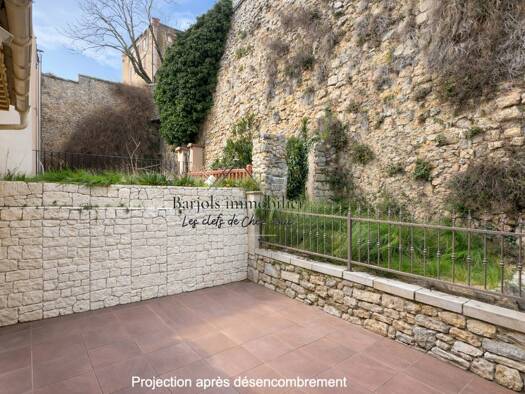 Maison à vendre 195 000 € 4 pièces 2 chambres 84 m² 18 m² de terrain La Verdière 83560
