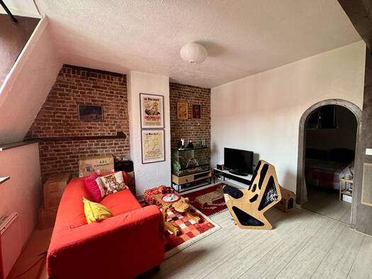 Appartement à louer 700 € 2 pièces 1 chambre 38 m² Dernier étage, Étage 2/2 Saint Maurice-Pellevoisin Lille 59000