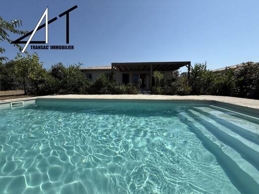 Maison à vendre - Première occupation 499 000 € 6 pièces 3 chambres 117 m² 1 293 m² de terrain Ghisonaccia 20240