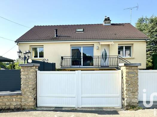 Maison à vendre 262 500 € 7 pièces 4 chambres 110 m² 900 m² de terrain Balan 08200