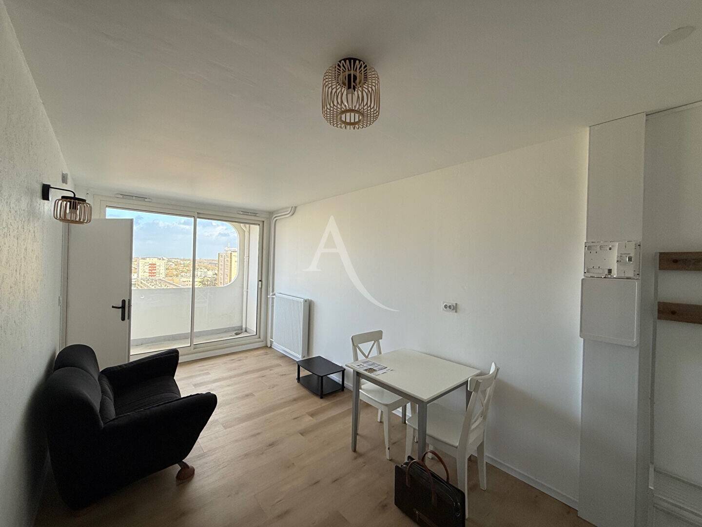 Maison à louer, 32m², LA ROCHE SUR YON