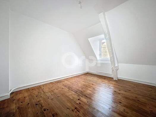 Duplex à louer 790 € 3 pièces 2 chambres 63,3 m² Étage 1/2 Centre Est Provins 77160