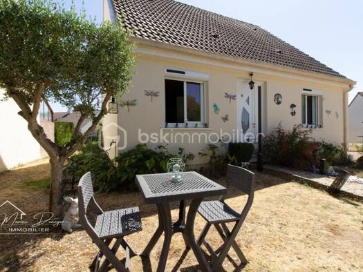 Maison à vendre 290 000 € 4 pièces 3 chambres 94 m² 450 m² de terrain La Ferté-Alais 91590