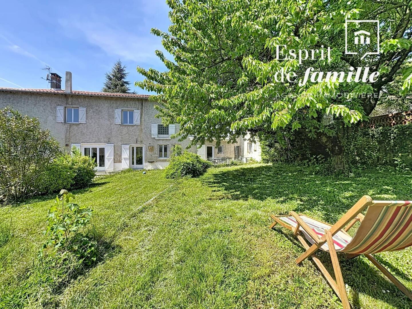 Maison à vendre, 260m², FONTAINES SAINT MARTIN