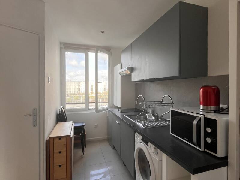 Maison à louer, 22m², PARIS 18E