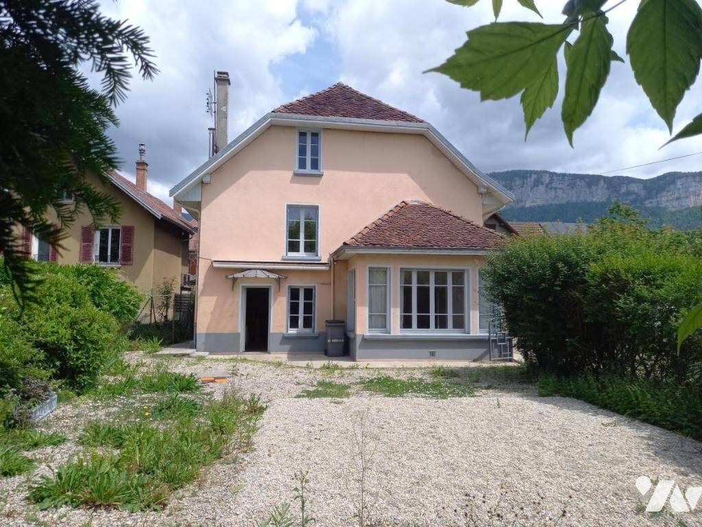 Maison à vendre, 112m², ENTRE DEUX GUIERS