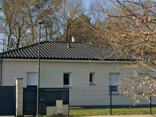 Maison de plain-pied à vendre 279 000 € 3 pièces 2 chambres 90 m² 564 m² de terrain Saint-Magne 33125