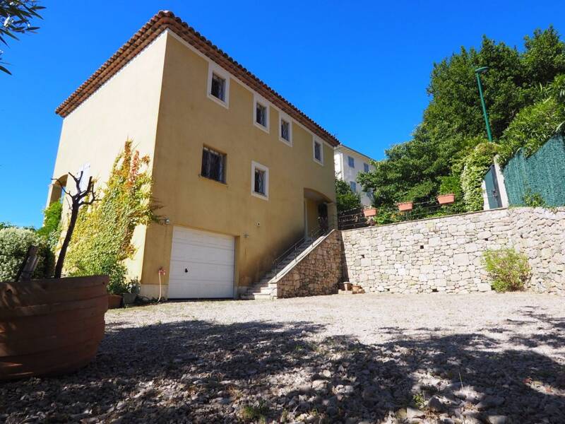 Maison à vendre, 140m², LA TURBIE