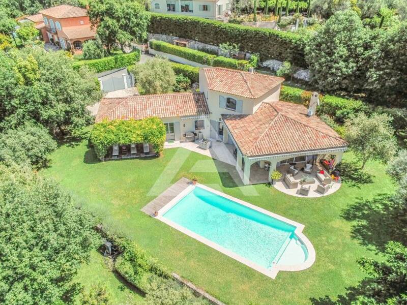 Maison à vendre, 180m², PEILLE