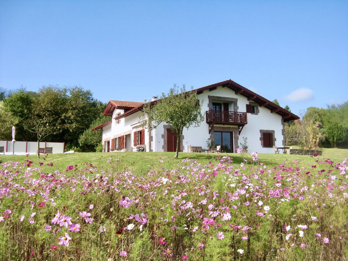 Maison à vendre, 377m², SAINT JEAN PIED DE PORT