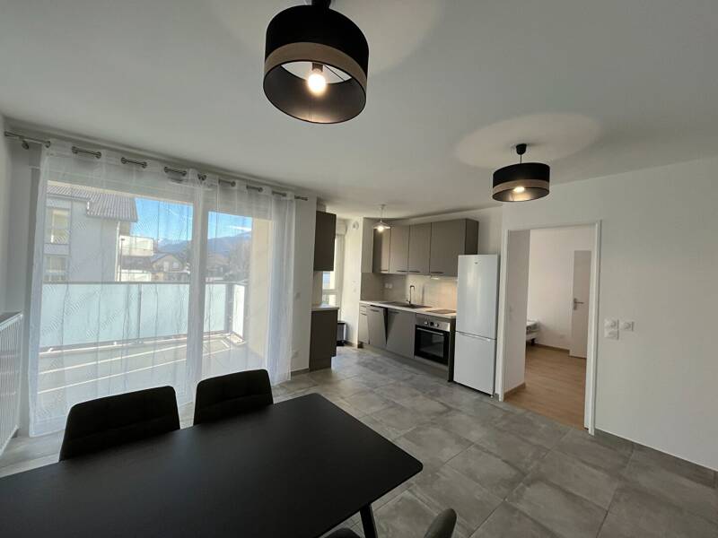 Maison à louer, 44m², SAINT PIERRE EN FAUCIGNY