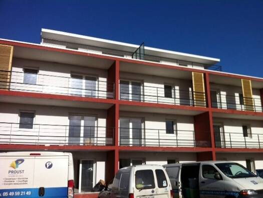 Appartement à louer 336 € 1 pièce 19,4 m² RDC La Rochelle 17000