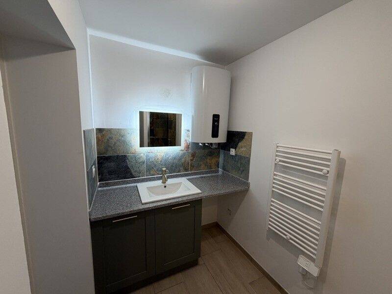 Maison à louer, 29m², ETAGNAC