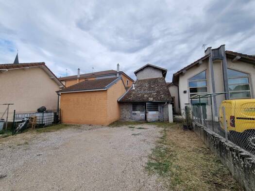 Espace bureau à vendre 79 000 € 51 m² de bureaux Vonnas 01540