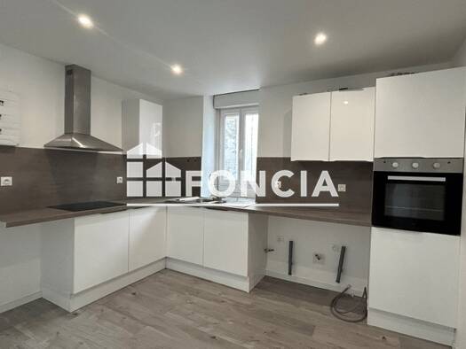 Appartement à louer 580 € 4 pièces 3 chambres 68,9 m² 3ème étage La Bastide-Lannedarre Lourdes 65100