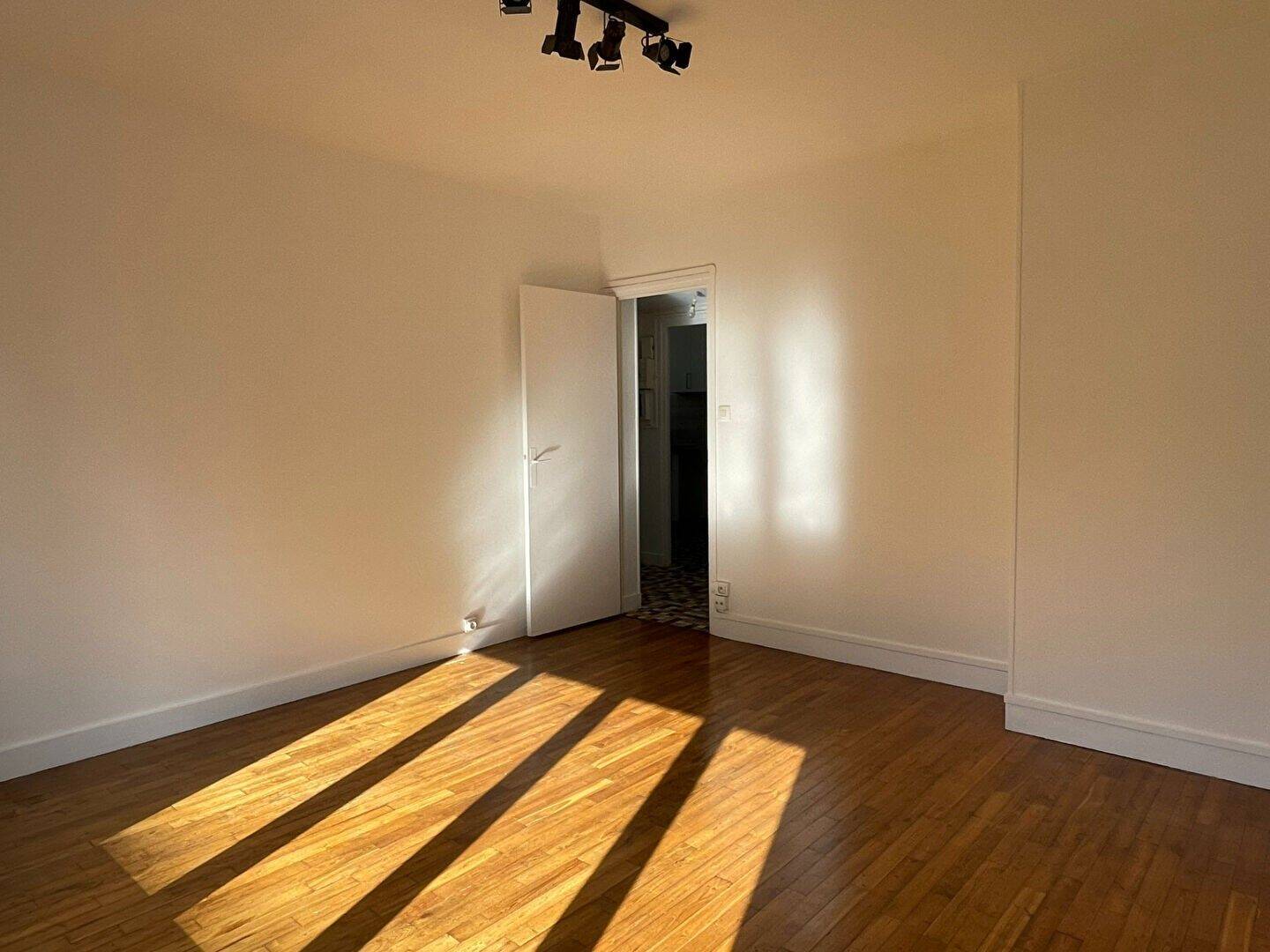 Maison à louer, 42m², CAEN