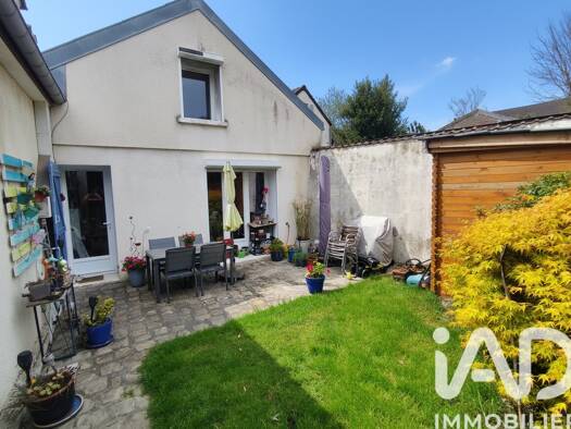 Duplex à vendre 140 000 € 2 pièces 1 chambre 27,1 m² RDC D'Ombreval Domont 95330