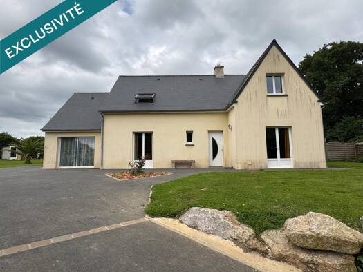 Maison à vendre 261 100 € 8 pièces 4 chambres 141 m² 5 340 m² de terrain Magneville 50260