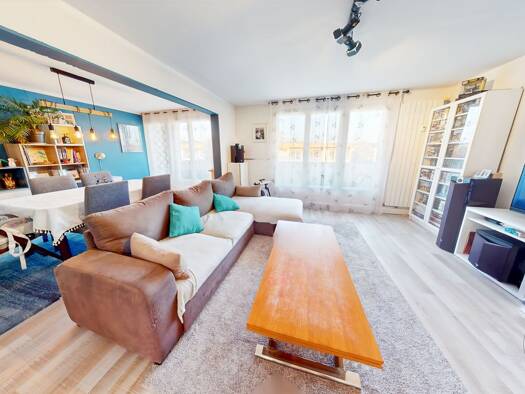 Appartement à vendre 189 000 € 4 pièces 2 chambres 72,43 m² Étage 3/3 Moulin Clair-Moulin de la Seine Saint-Fargeau-Ponthierry 77310