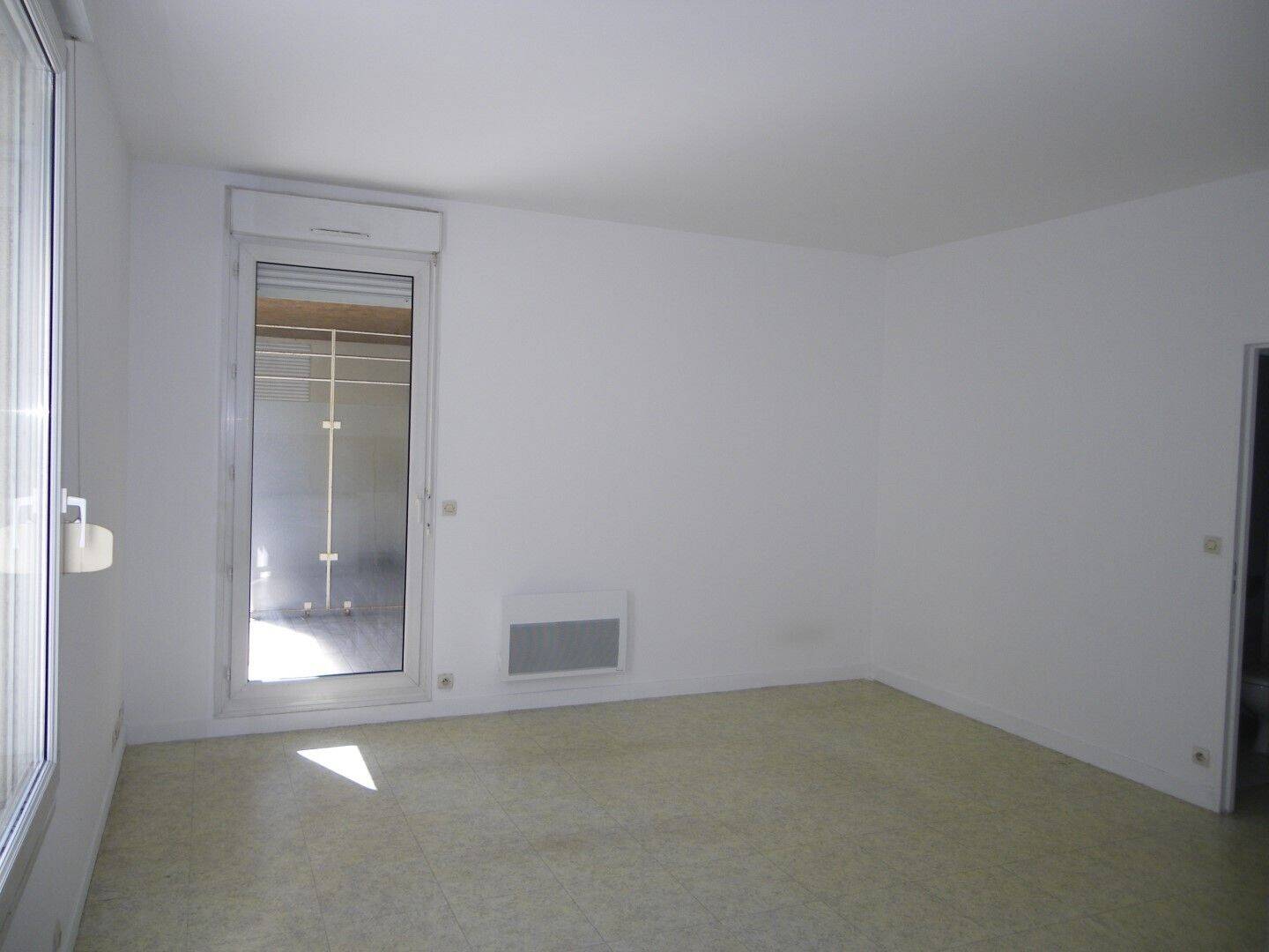 Maison à louer, 34m², SAINT MAUR DES FOSSES