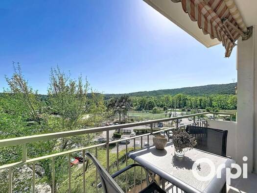 Appartement à vendre 319 900 € 4 pièces 3 chambres 82 m² 2ème étage Esperes Villeneuve-Loubet 06270