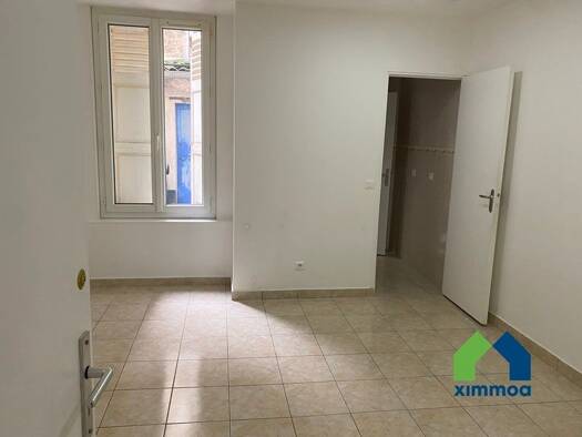 Appartement à vendre 80 000 € 1 pièce 21,35 m² RDC/3 dès le 31/08/2026 Rive Droite-Apport Paris Gare Corbeil-Essonnes 91100