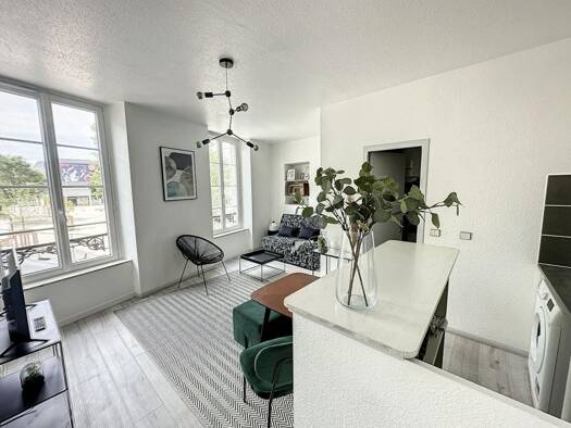 Appartement à louer 460 € 1 pièce 22 m² 1er étage Dufau-Tourasse Pau 64000