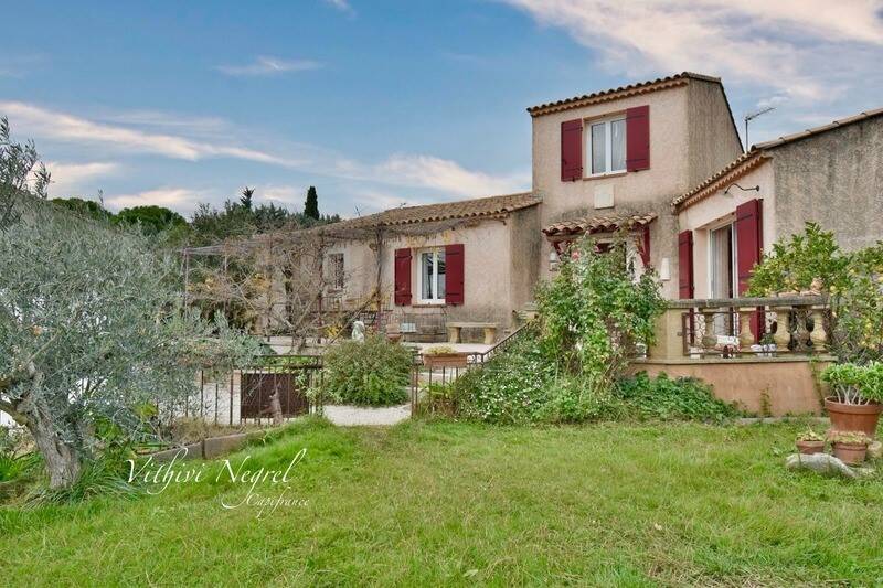 Maison à vendre, 125m², MOURIES